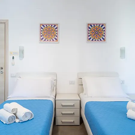 Agorà 4*