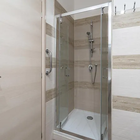Agora Bed & Breakfast 3*