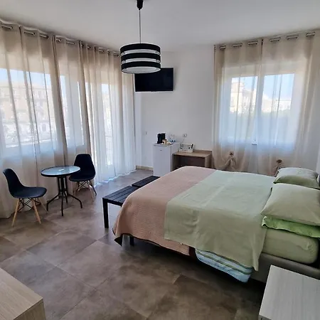 Bed & Breakfast Agora