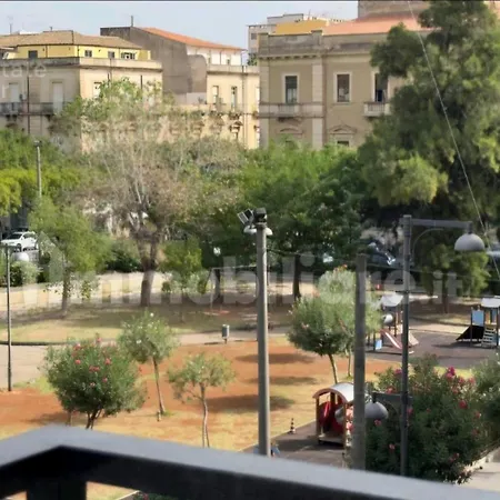 Agora